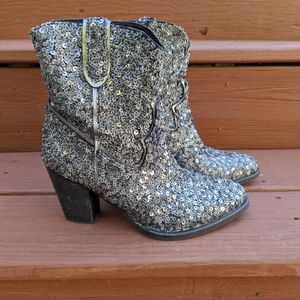 Size 7 sequin Shyanne Booties